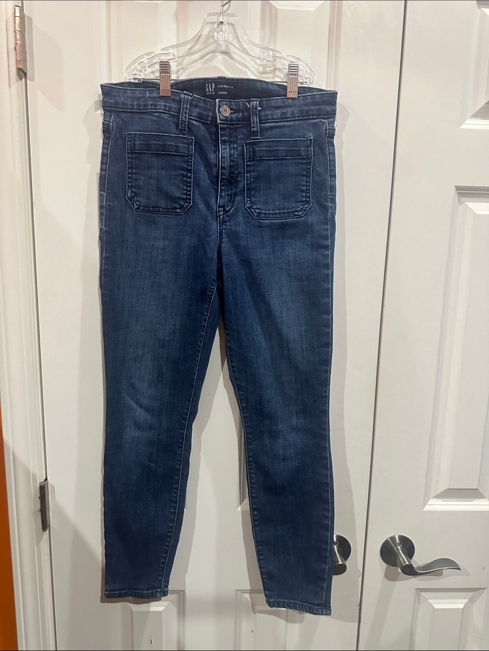 NWOT GAP Women's Deep Indigo Skinny Jeans size 8/29 regular - Picture 6 of 8